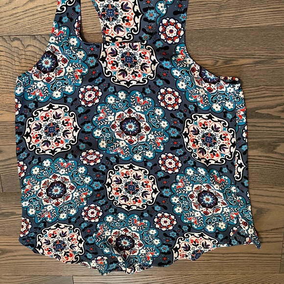 Ann Taylor Loft Sleeveless Floral Blouse - Picture 2 of 6